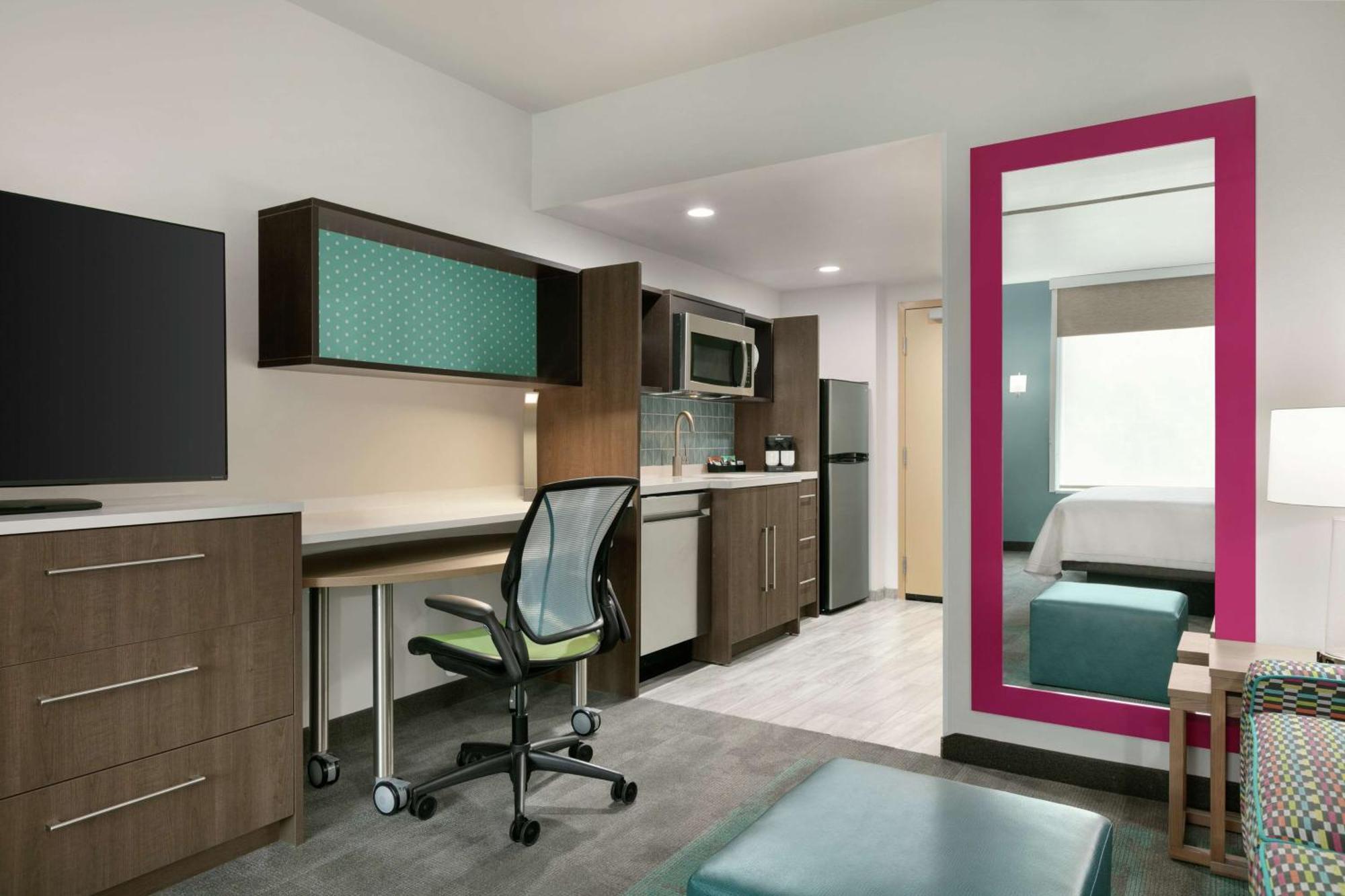 Home2 Suites By Hilton Norfolk Airport Exterior photo